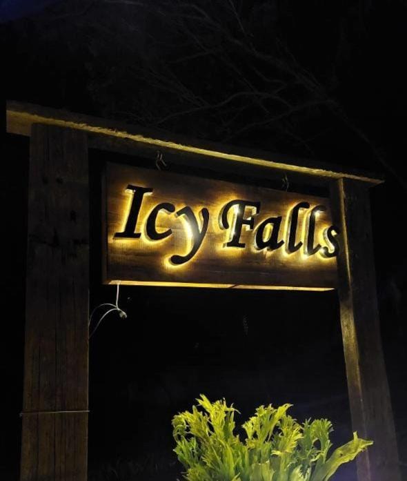 Icy Falls - Ohiya Exterior foto